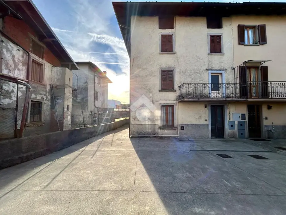 Casa semindipendente in vendita a Cerete