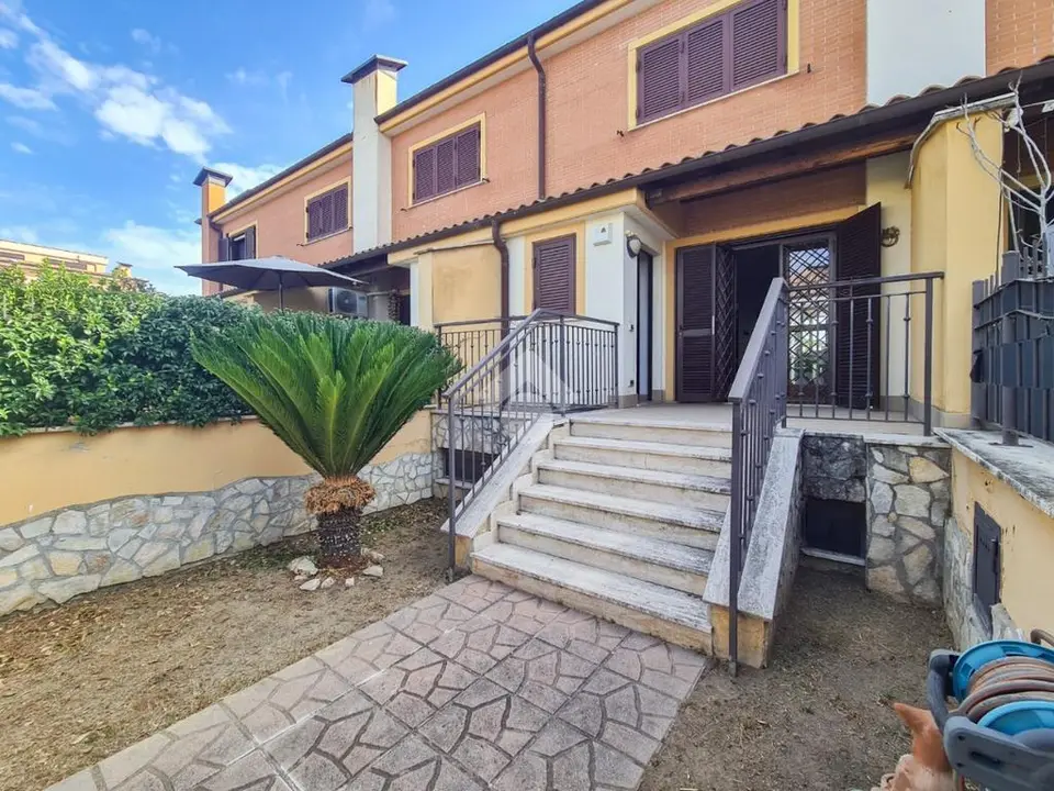 Villa a schiera in vendita a Roma