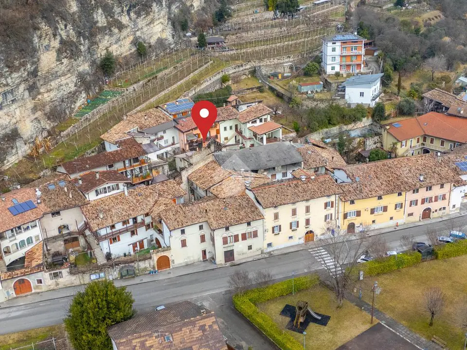 Palazzina in vendita a Pomarolo