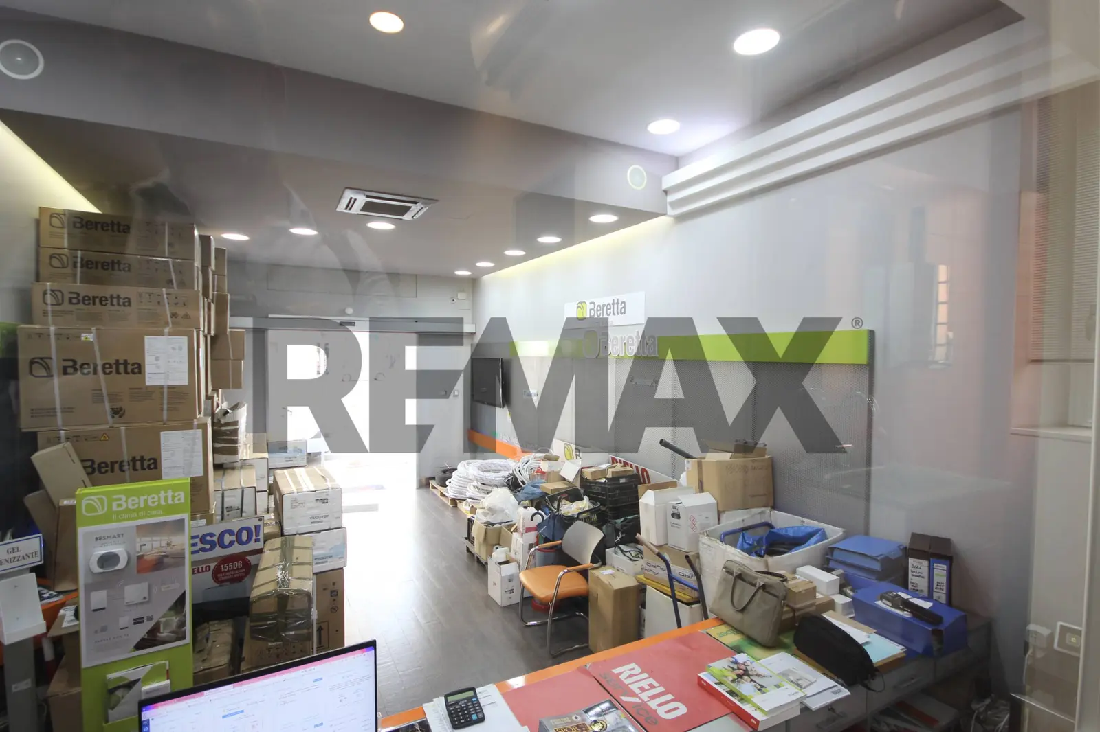 Locale Commerciale in Affitto a Roma
