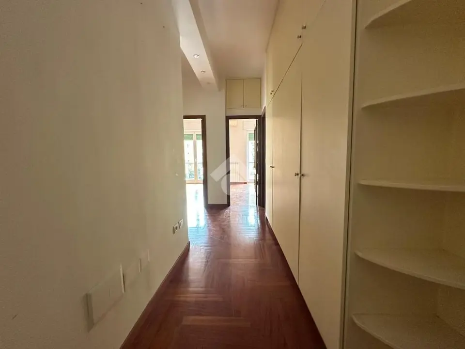 Trilocale in affitto a Napoli