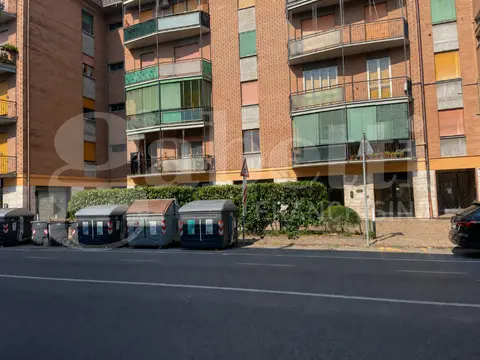 Negozio in strada morane  180, Modena (MO)