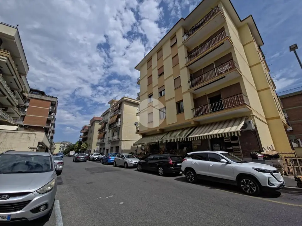 Box / posti auto in affitto a Tivoli