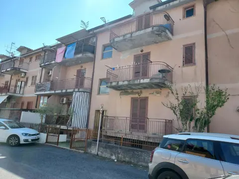 Appartamento in via basiliani, Scalea (CS)