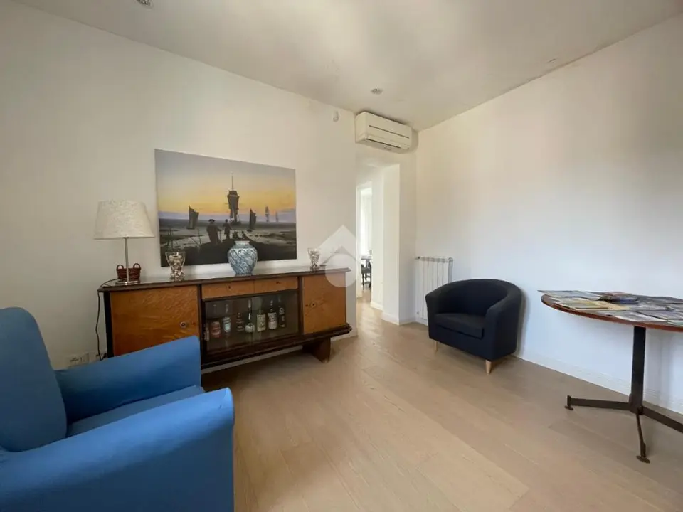 Trilocale in affitto a Palermo