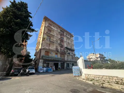Appartamento in Via Atenasio 4, Palermo (PA)