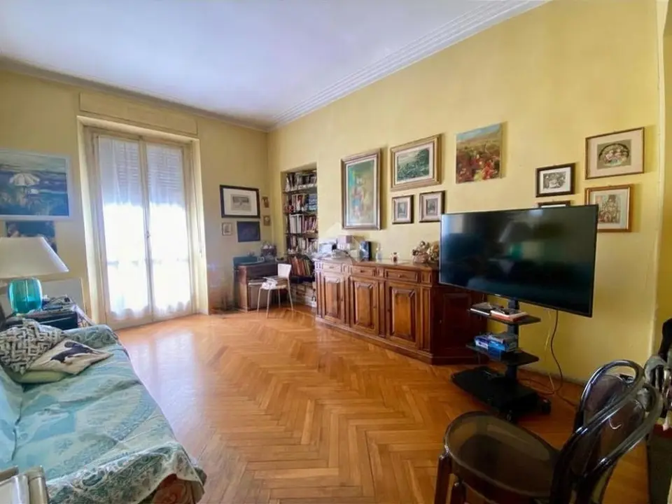 Quadrilocale in vendita a Torino
