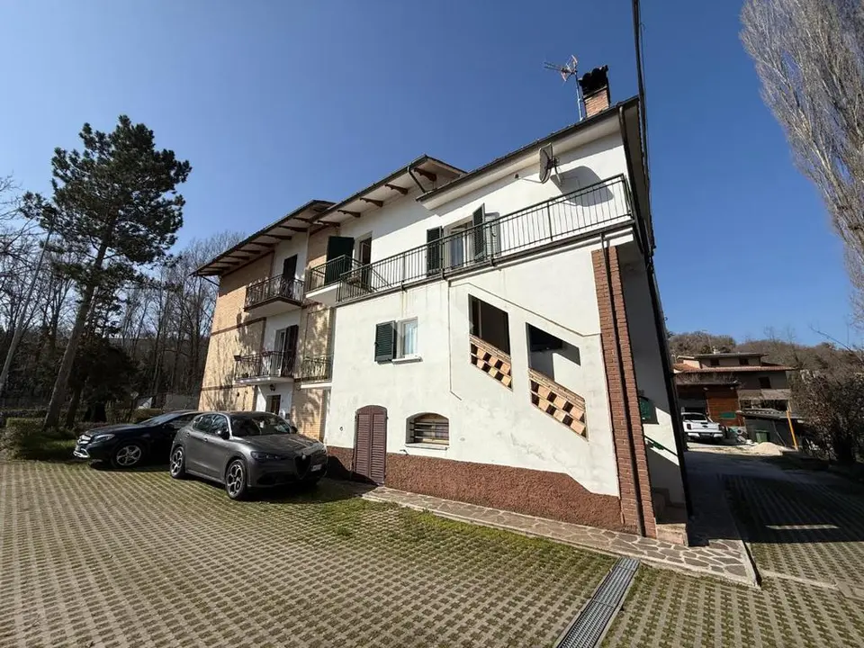 Casa semindipendente in vendita a Gubbio