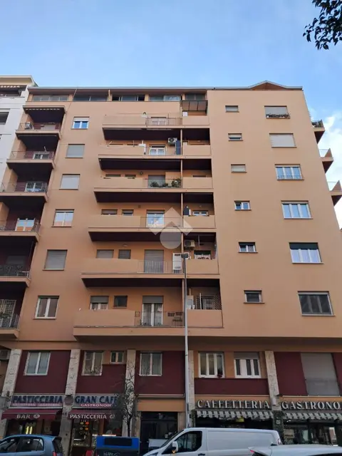 Trilocale in vendita a Roma