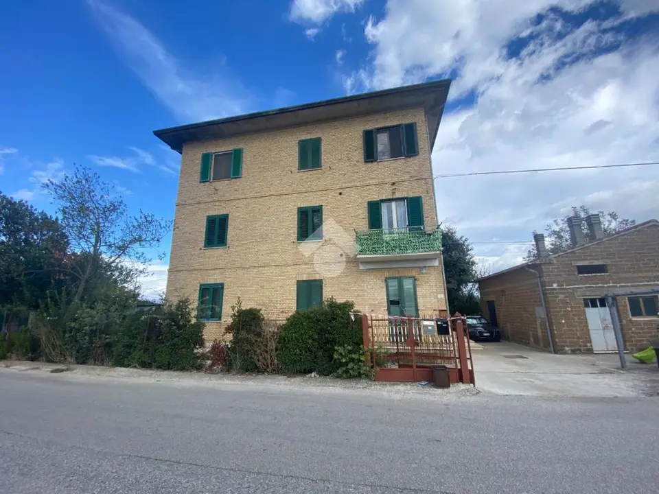 Quadrilocale in vendita a Bastia Umbra