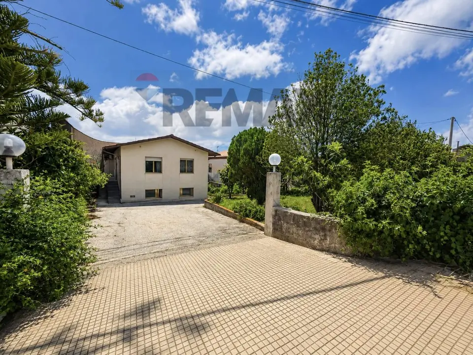 Villa singola in Vendita a Valderice