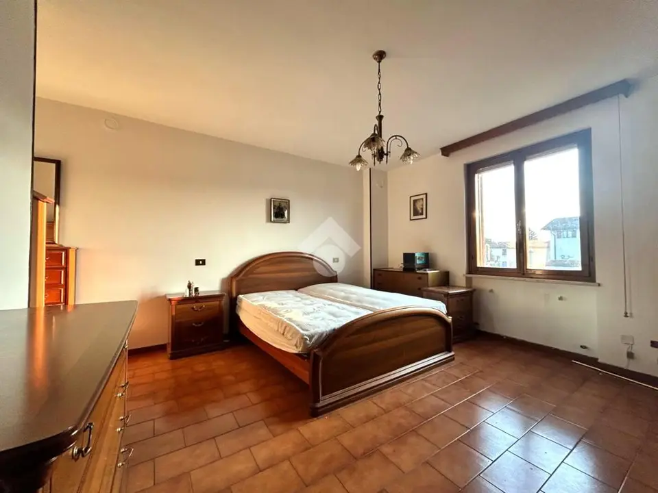 Casa indipendente in vendita a Dello