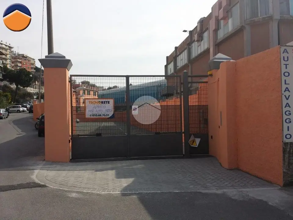 Posto auto in affitto a Genova