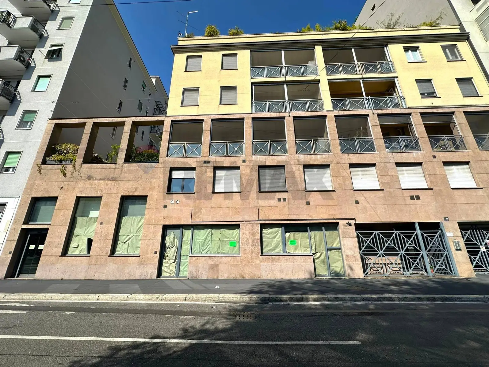 Locale Commerciale in Affitto a Milano