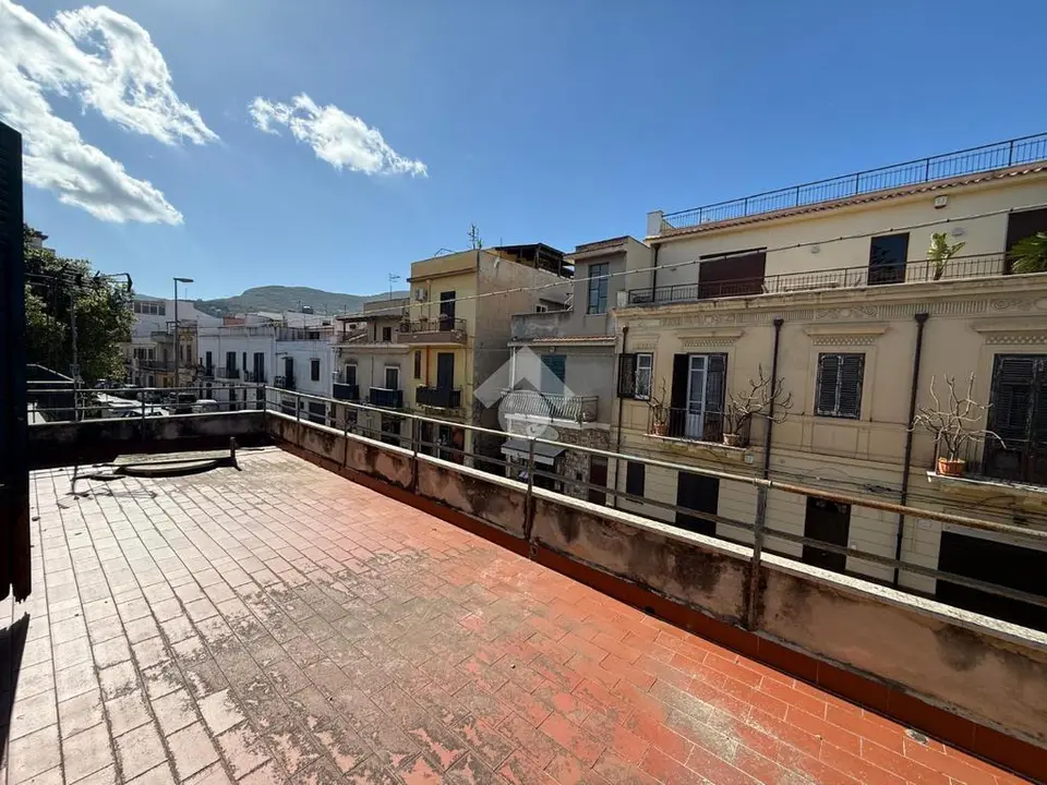 Quadrilocale in vendita a Palermo