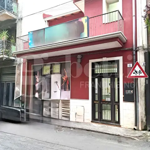 Magazzino in via Vulcano  43, Paternò (CT)