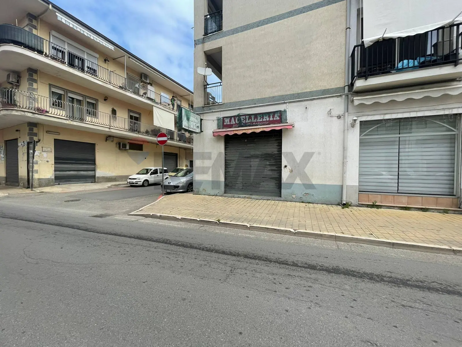 Locale Commerciale in Vendita a Corigliano-Rossano