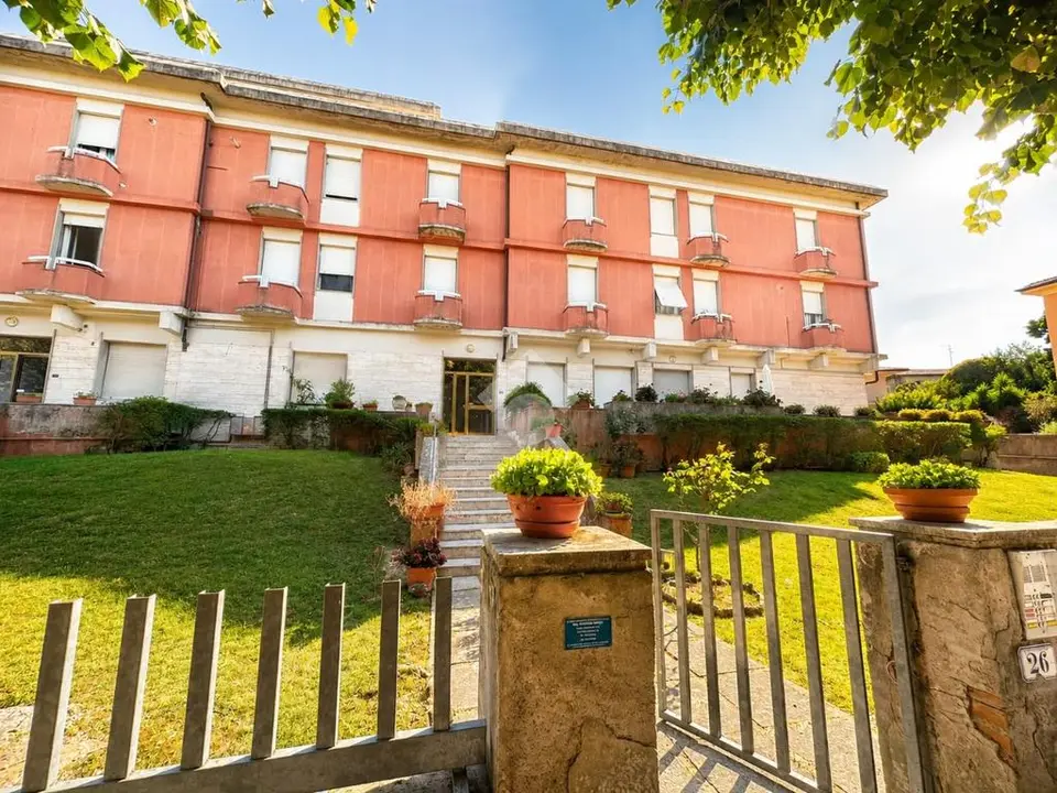 6 locali in vendita a Casciana Terme Lari