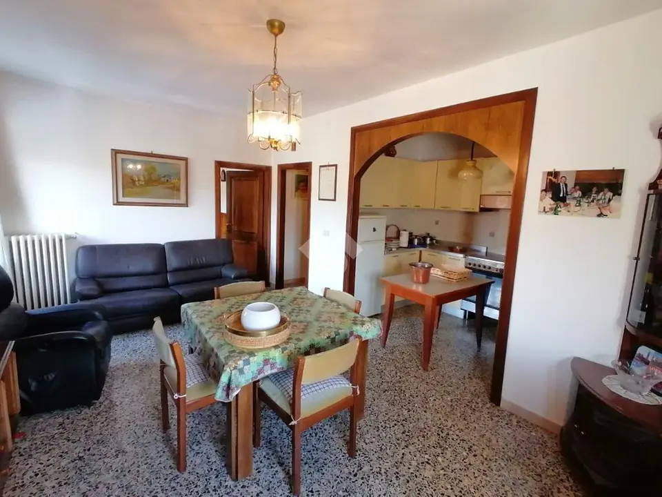 Trilocale in vendita a Valsamoggia