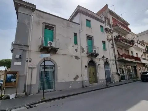 Appartamento in VIA UMBERTO I  266, Barcellona Pozzo di Gotto (ME)