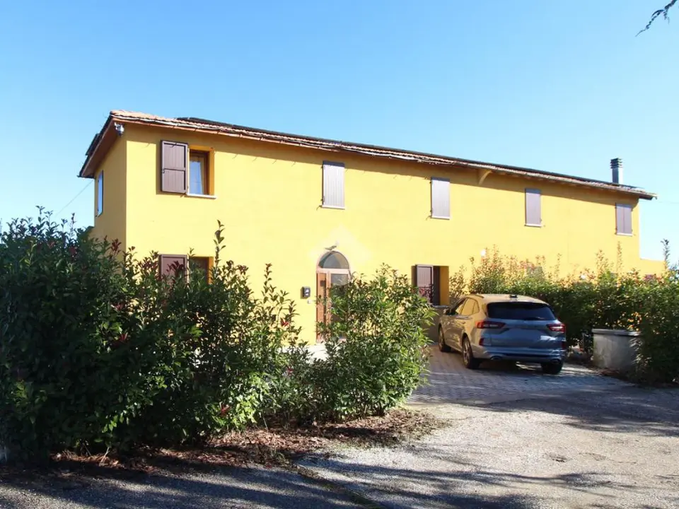 Casa semindipendente in vendita a San Pietro In Casale
