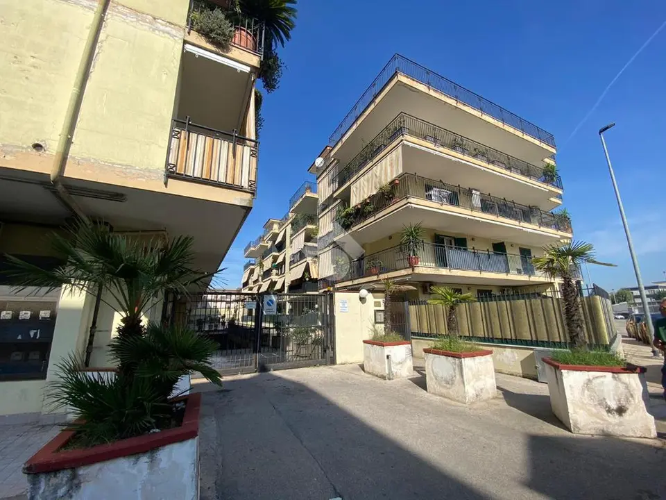 Garage zum Kauf in Casavatore