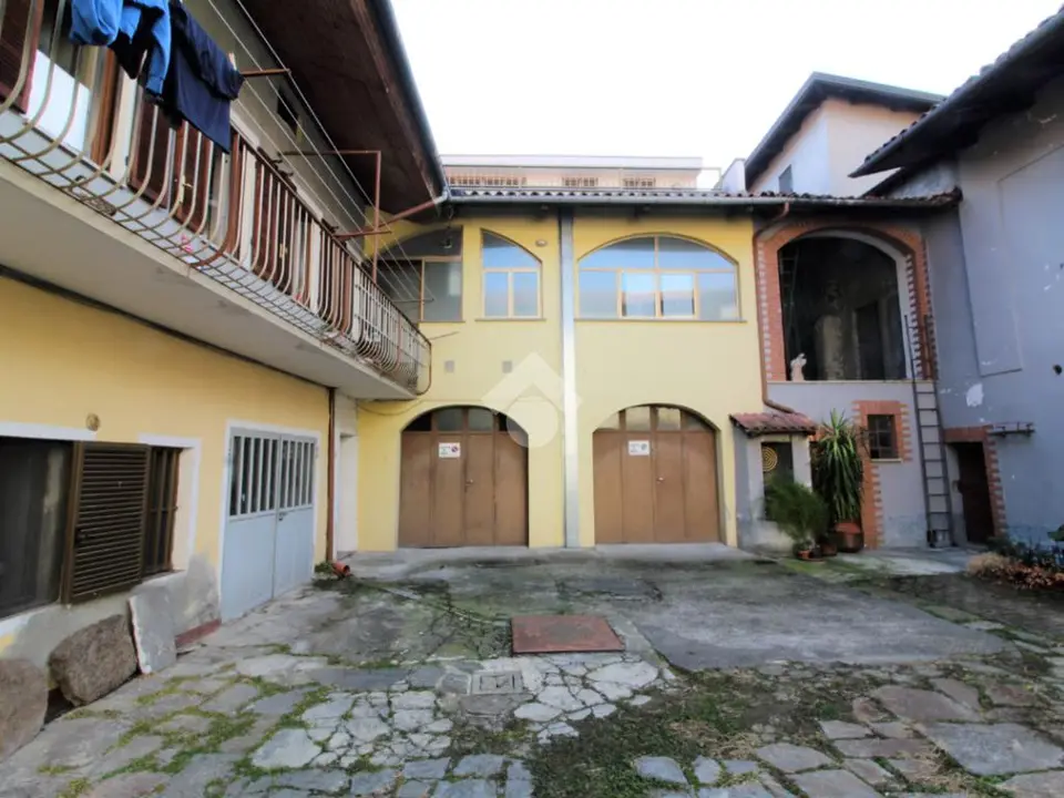 Casa di corte in vendita a Montalto Dora