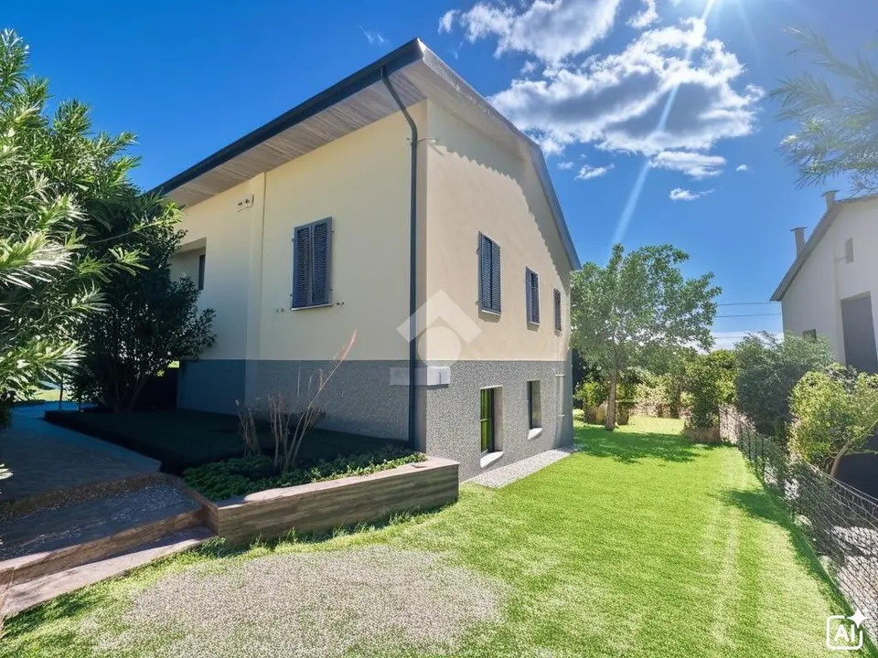 Casa indipendente in vendita a Assisi