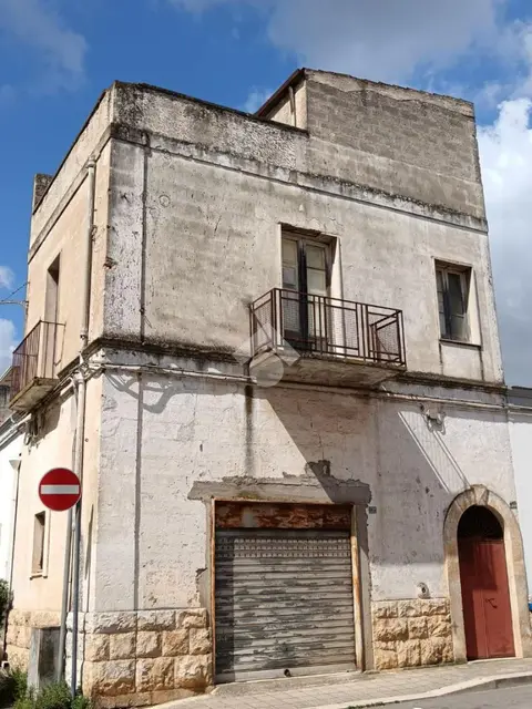 Casa indipendente in vendita a Cassano Delle Murge