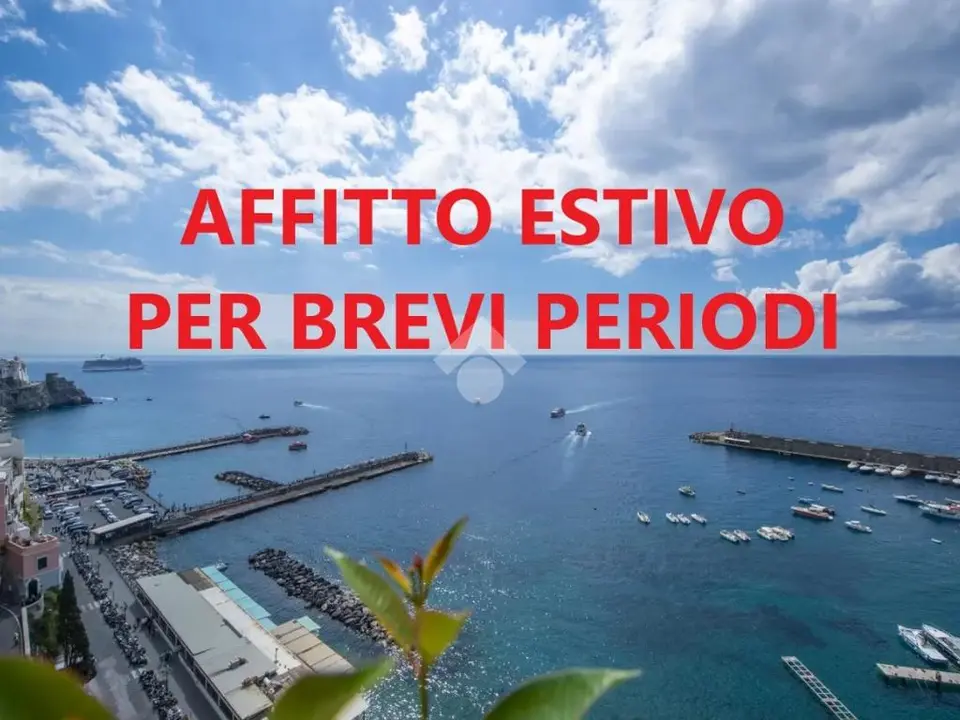 Trilocale in affitto a Amalfi