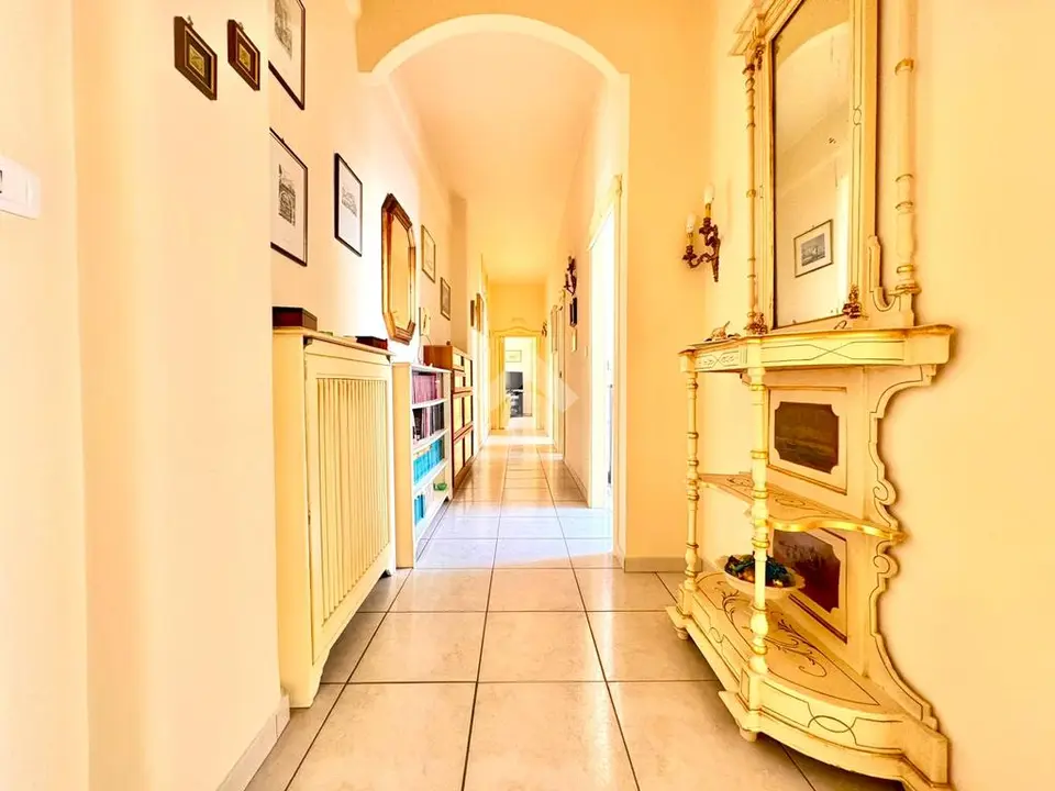 Trilocale in vendita a Napoli