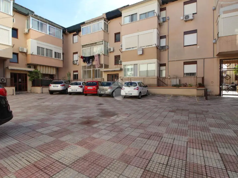 Quadrilocale in vendita a Palermo