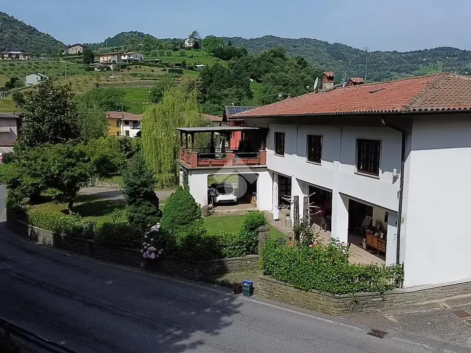 Casa indipendente in vendita a Foresto Sparso