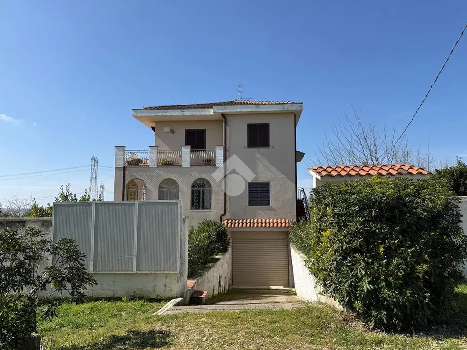 Villa singola in vendita a Santeramo In Colle