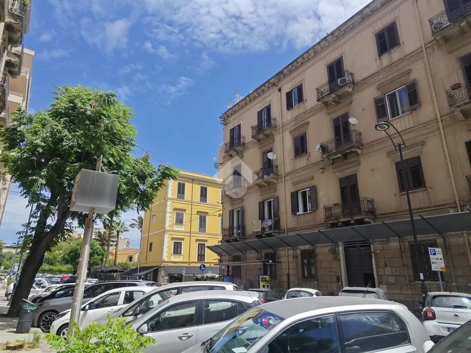 Quadrilocale in vendita a Palermo