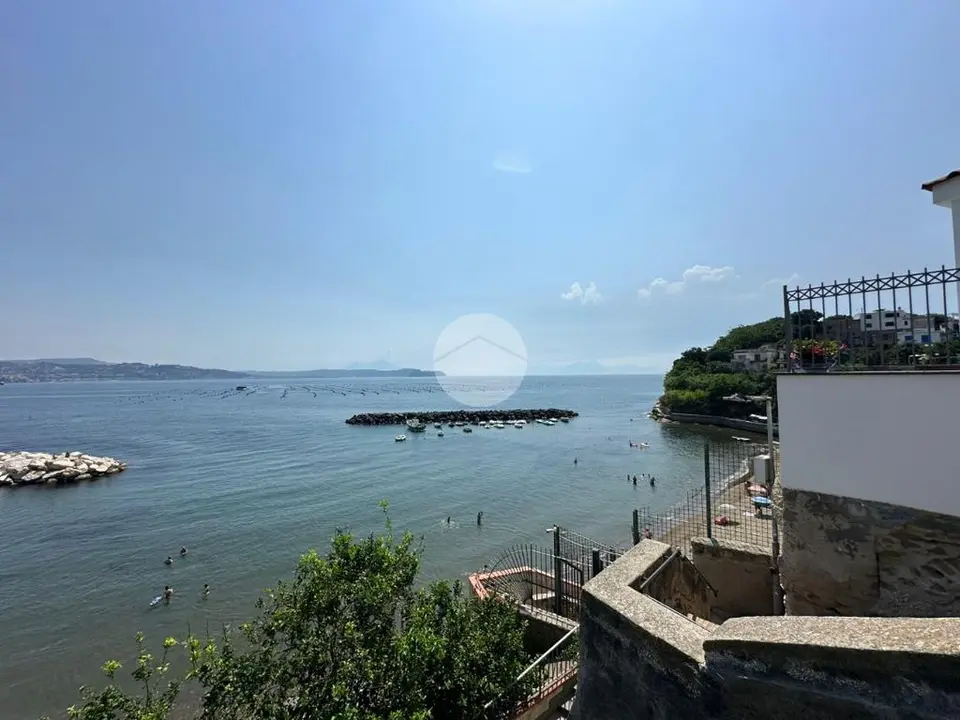 Bilocale in vendita a Bacoli