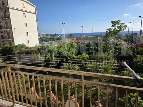 Appartamento in Via II Veneto 20, Cetraro (CS)