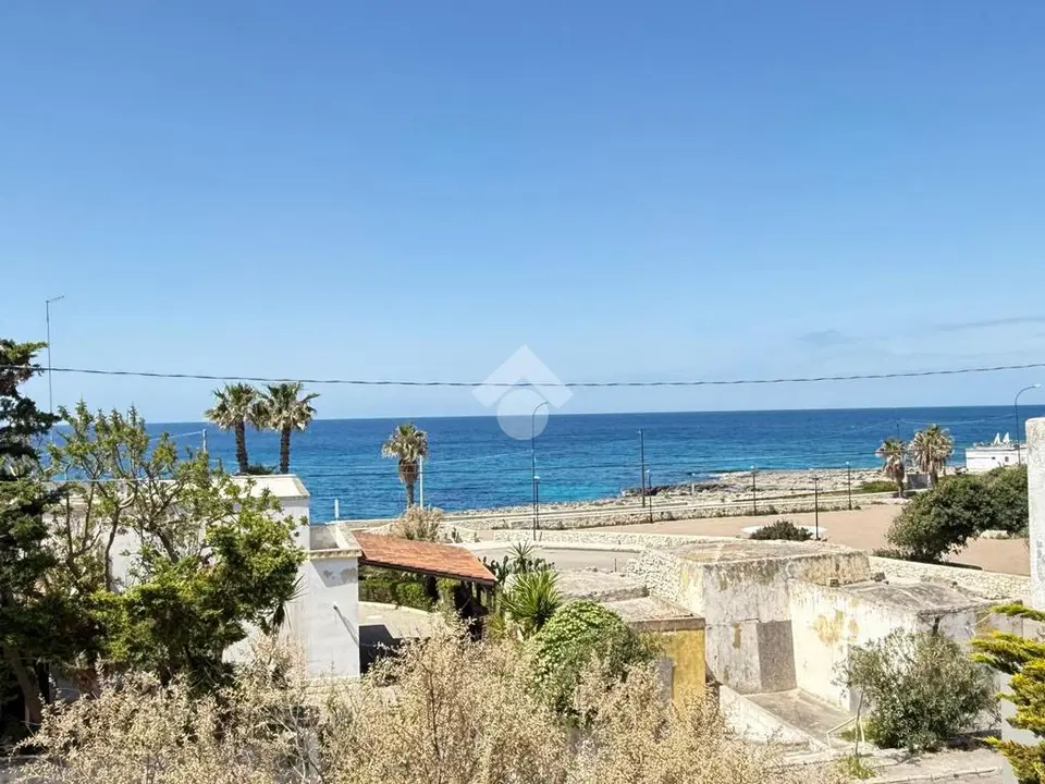 Villa singola in vendita a Racale - Torre Suda