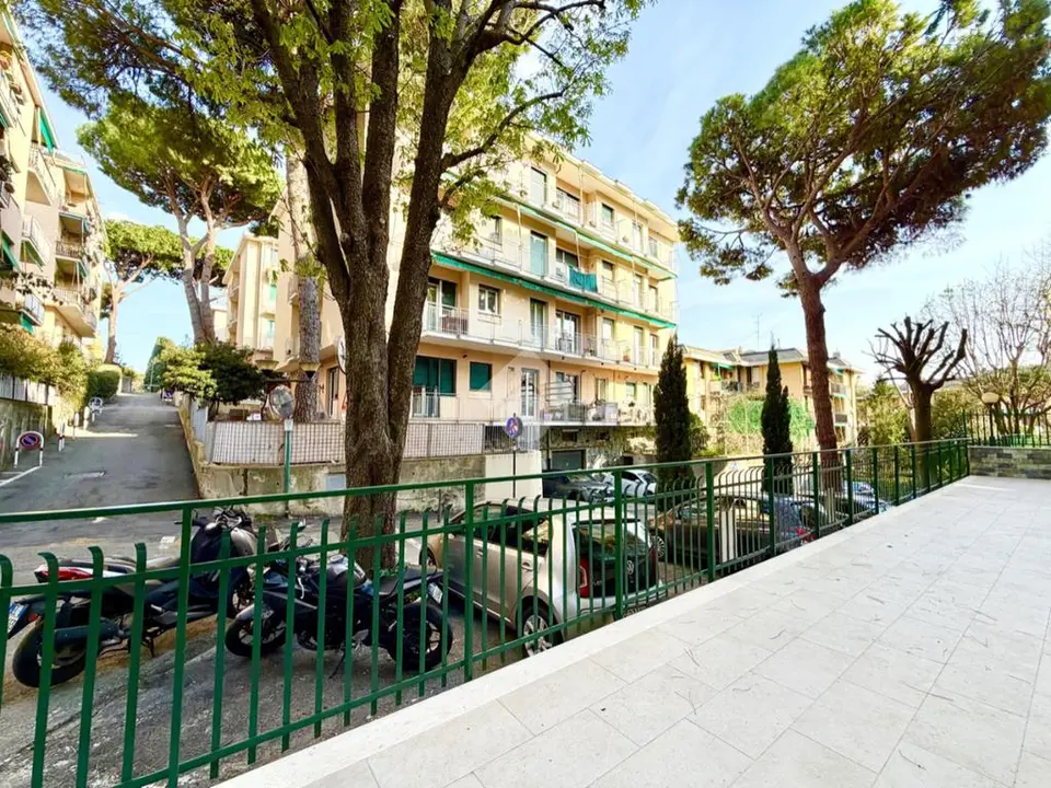 Quadrilocale in vendita a Genova