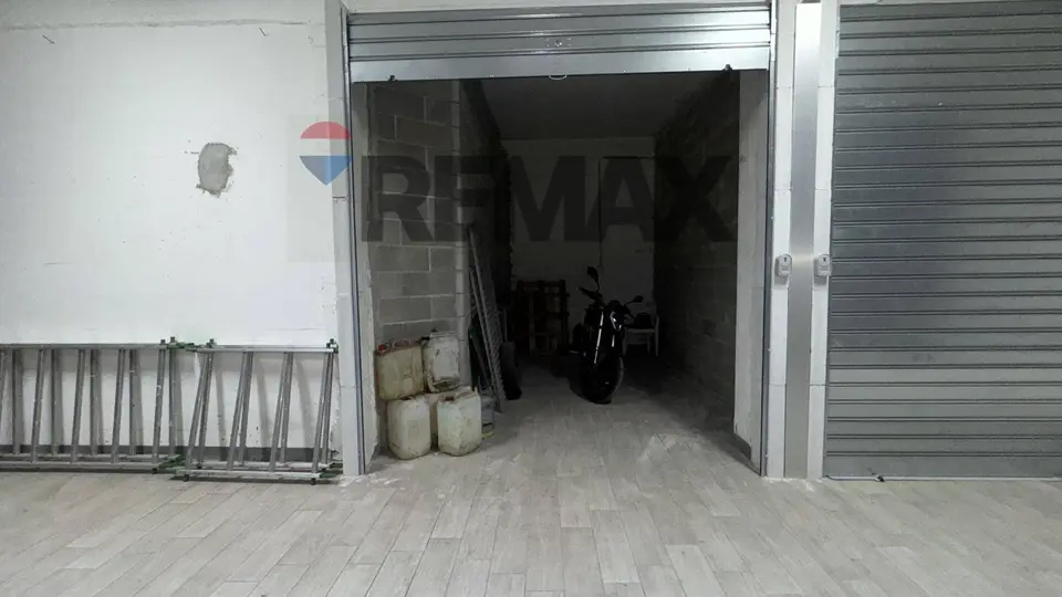 Garage/Box in Affitto a Genova