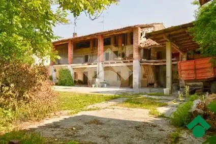 Landhaus zum Kauf in Bedizzole