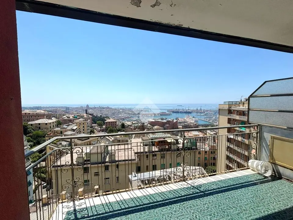 5 locali in vendita a Genova