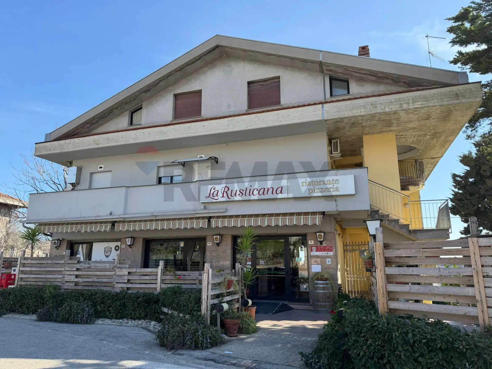 Attività  Commerciale in Vendita a Città Sant'Angelo