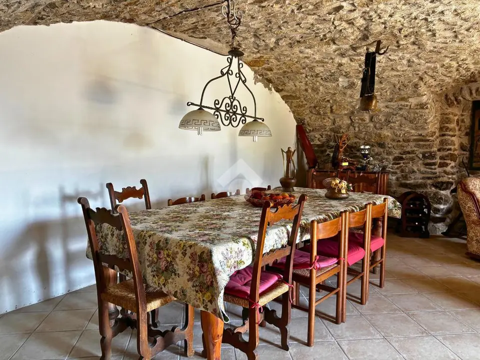 Casa semindipendente in vendita a Lozio