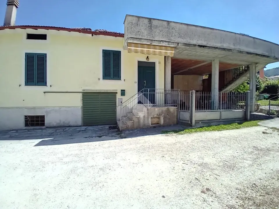 Trilocale in vendita a Spoleto