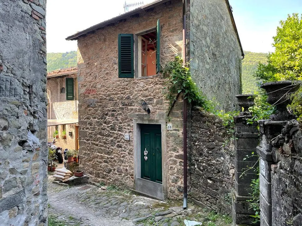 Casa Semindipendente in Vendita a Bagni di Lucca