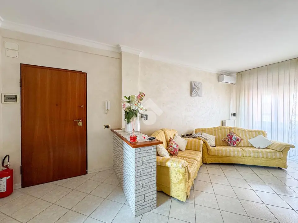5 locali in vendita a Pontedera