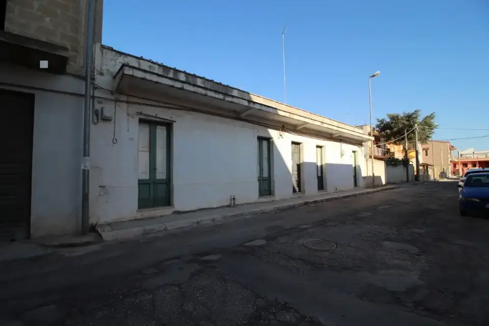 Appartamento in Via Santo Moro  22, Manduria (TA)