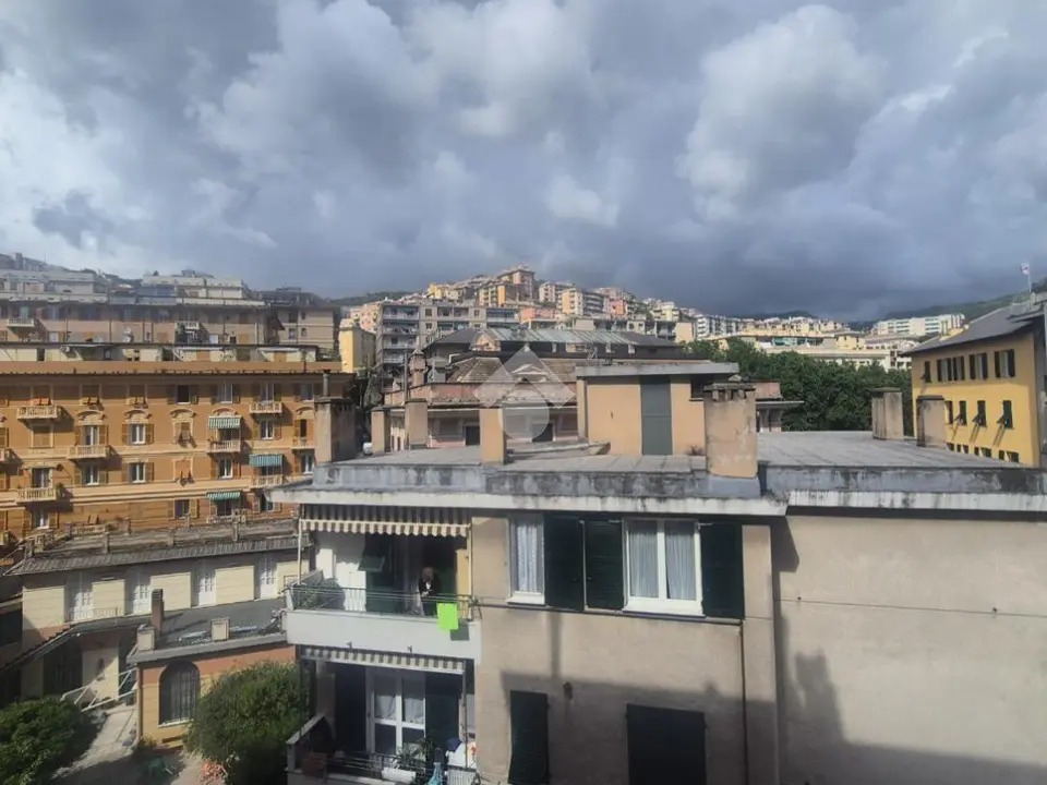 5 locali in vendita a Genova