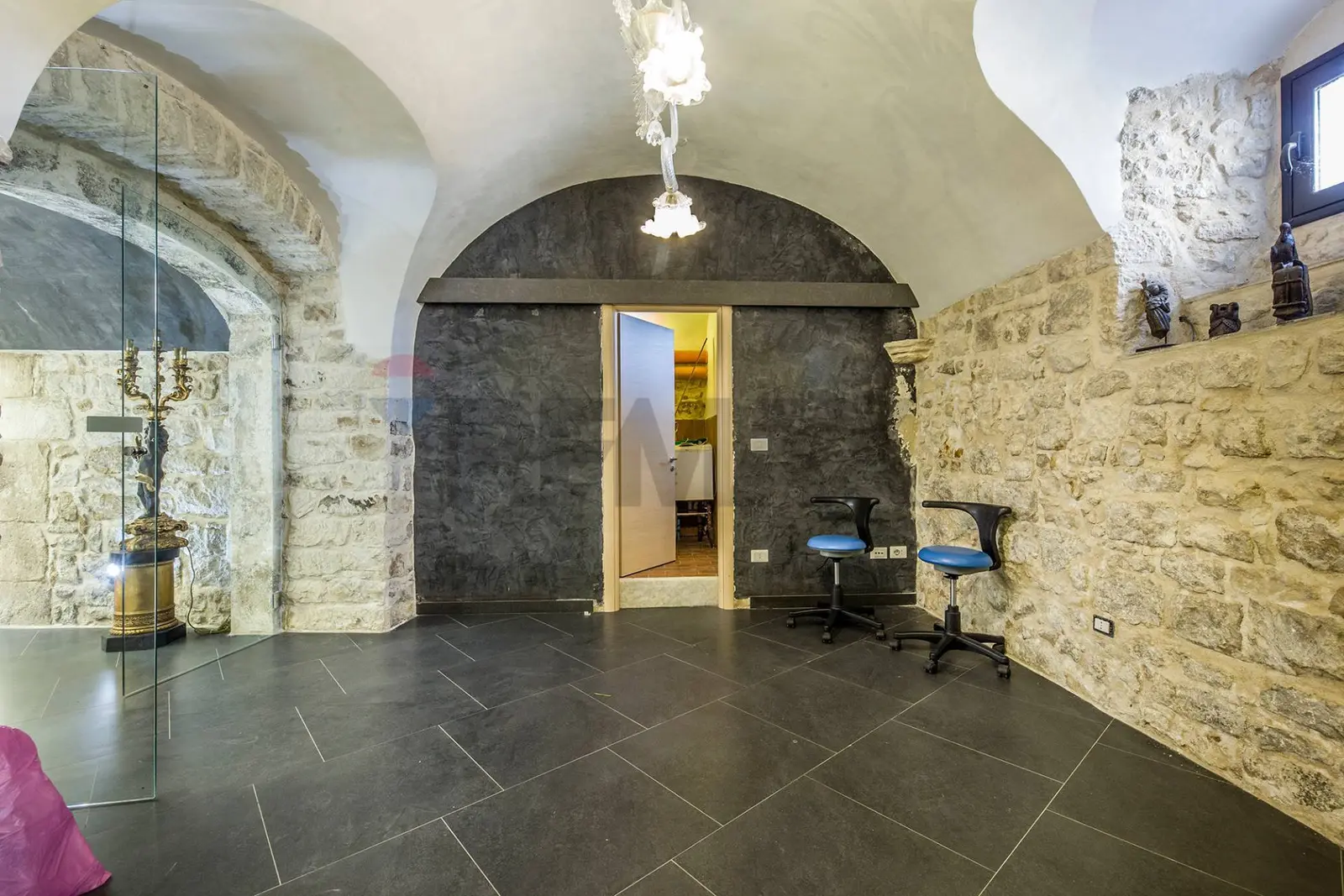 Casa Indipendente in Vendita a Monterosso Almo